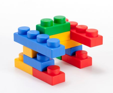 UNIPLAY BASICシリーズの教室用モジュラーブロックセット