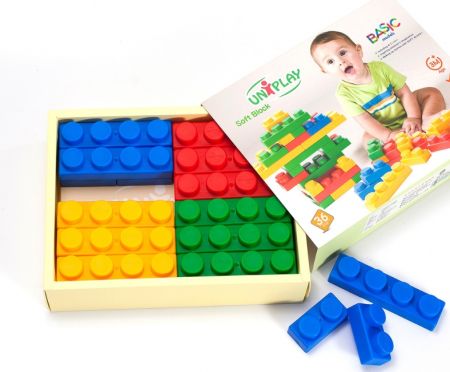 UNIPLAY BASICモジュラーブロックシステムは早期学習環境向け